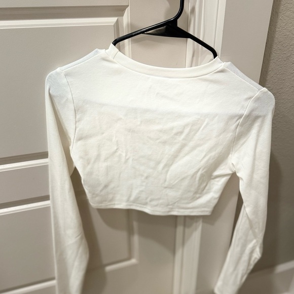 Edikted Cream Teddy Bear Crop Top - Picture 4 of 4